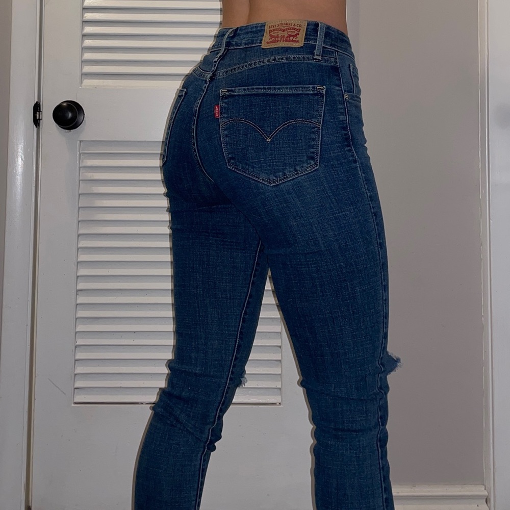 Levi’s 721 High Rise Skinny Jean